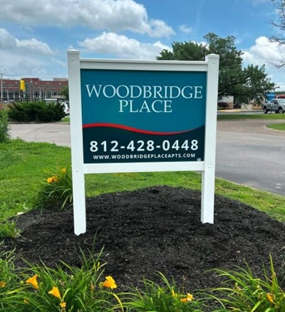 Exterior Signage Photo